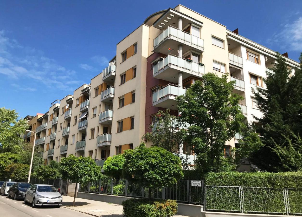 Harmony Apartments ブダペスト エクステリア 写真